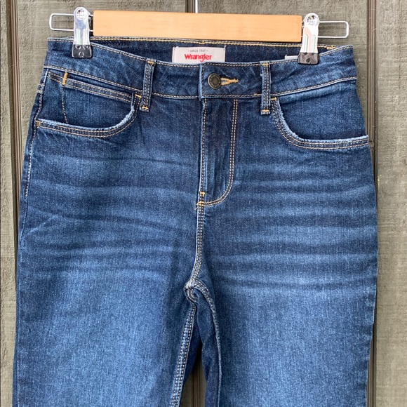 High Rise True Straight Wranglers - Picture 3 of 6